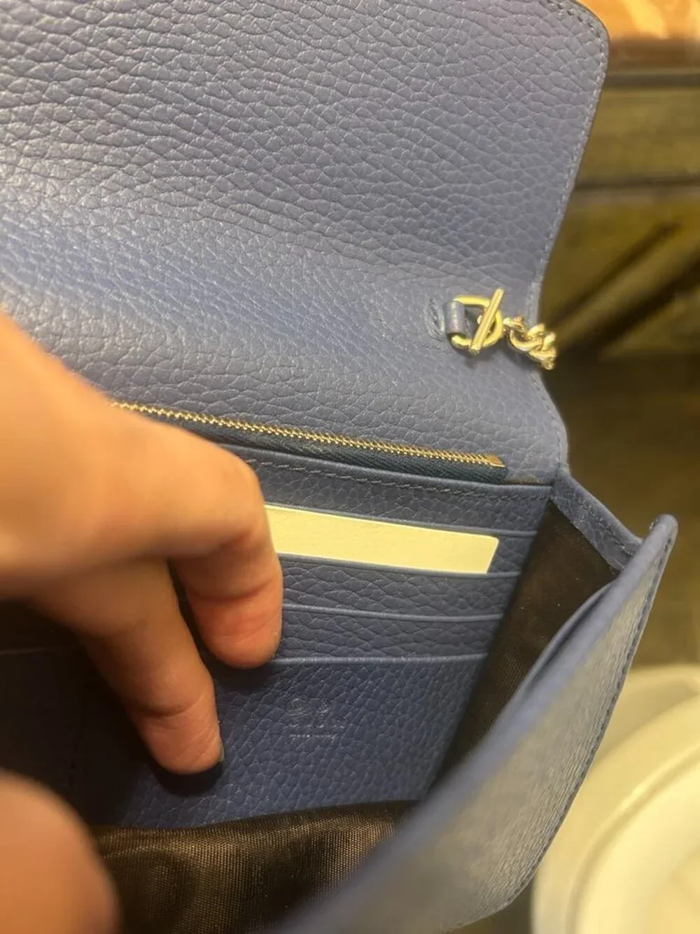 GUCCI AUTHENTIC INTERLOCKING MINI WALLET BAG - Picture 3 of 8